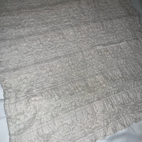 White Lace Tank Top- Free with purchase - Picture 5 of 6